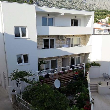 Rooms N&M Baška Voda Buitenkant foto